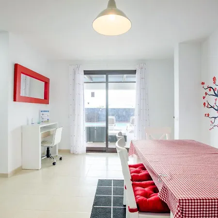 Majestic Holiday In Playa Blanca With Private Pool Casa de Férias *